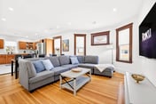 The Milton Manor - Holiday Home