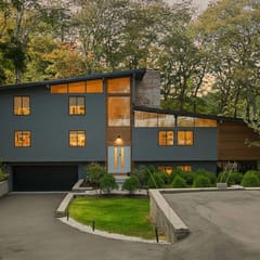 Mid-Century Modern x Bohemian Home (4 BR, 3.5 BA)