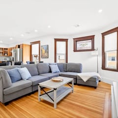 The Milton Manor - Holiday Home