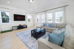 FIFA World Cup Spacious Lake House (4 BR, 2 BA) U1