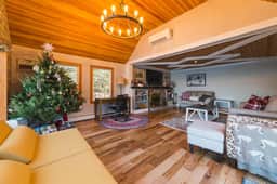 Peaceful Lake House 2BR, 2BA
