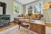 Fully stocked 3BR cottage