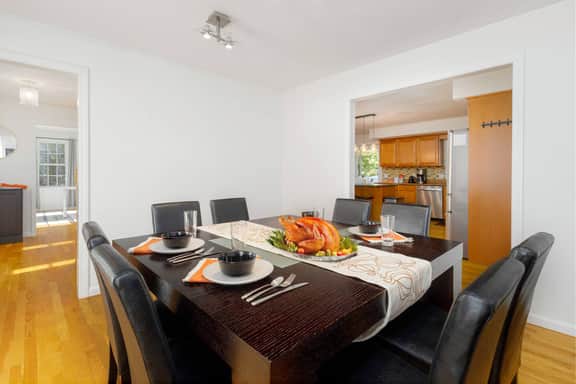 Spacious 4BR suburban home!