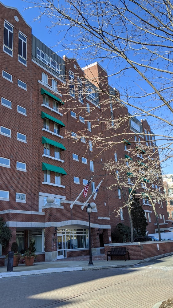 Available – 2 Bed / 2 Bath (Cambridge, MA, 02141)